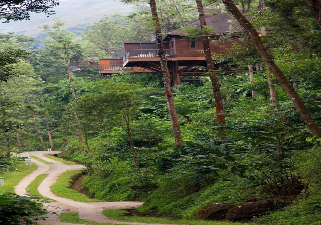 The Tamara Coorg Hotell Kakkabe Exteriör bild